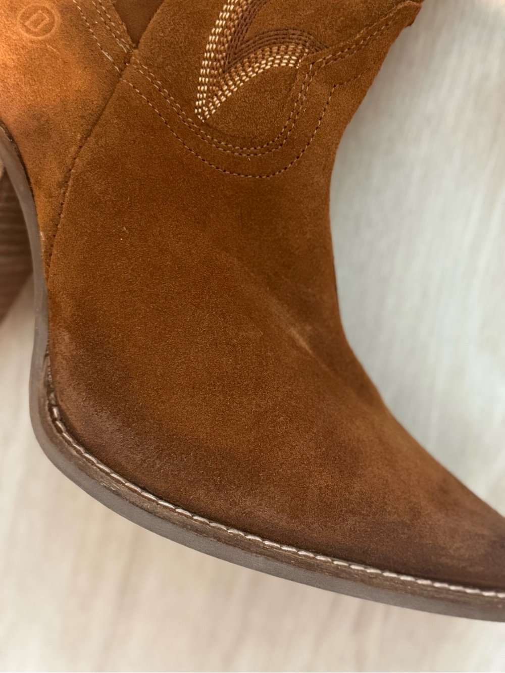 Dingo Ladies Primadonna Suede Snip Toe Brown Tall Western Boots - Picture 4 of 11